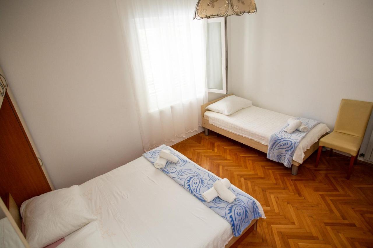 Apartment Katarina Novalja Exterior photo